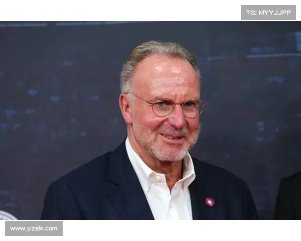 如何解读鲁梅尼格在拜仁的领导地位与战略角色