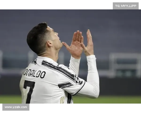 尤文图斯在小组赛中以2-1击败曼联成功晋级 展现强劲实力