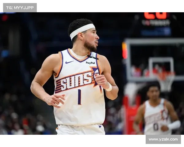 布克在比赛中展现出的卓越心理素质与关键时刻的决策能力分析